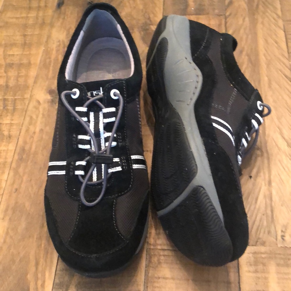 Dansko suede Athletic shoes size 40/10